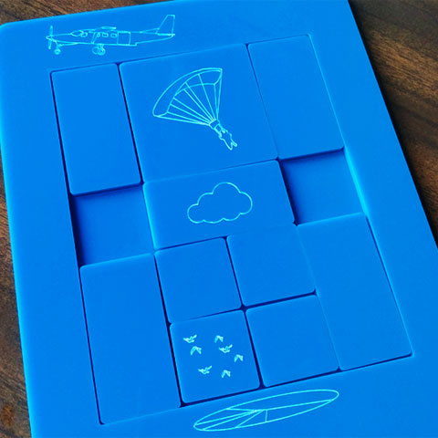 Skydiving Themed Shuffle Puzzle